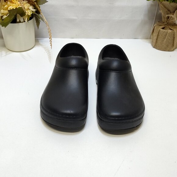 Klogs Springfield Black Slip-On Clogs US 8 Slip-Resistant Sole Orthotic-Friendly - Picture 3 of 10